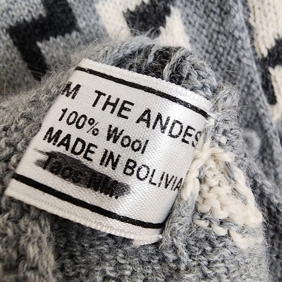 From the Andes 100% Wool Women's Cardigan Medium Gray Geometric Intarsia Knit - Picture 11 of 11